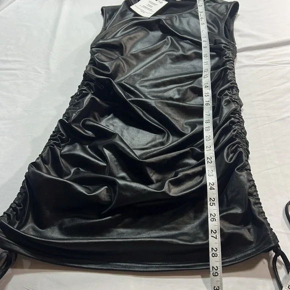 Ramisu black stretchy pleather dress NWT size medium - Picture 6 of 8